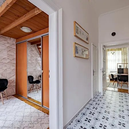Lejlighed Raday Stylish Flat Next To Market Hall *
